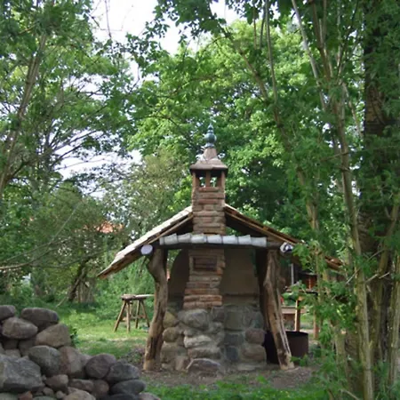 Zirkuswagen - Roulotte * Garvensdorf